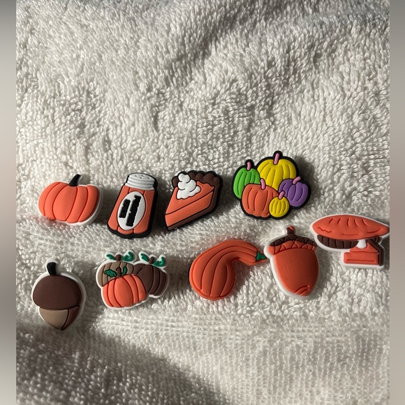 Shoe Charms - Picture 2 of 4